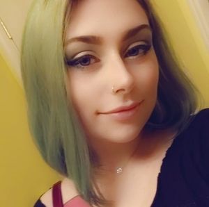 Meet your Posher, Carley